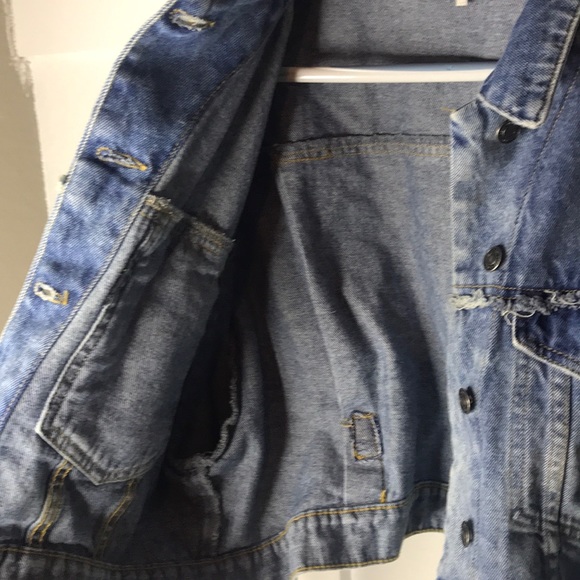 Women’s jean jacket - Picture 5 of 6